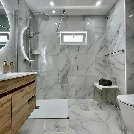 Sd - With Pool And Garden * بورش